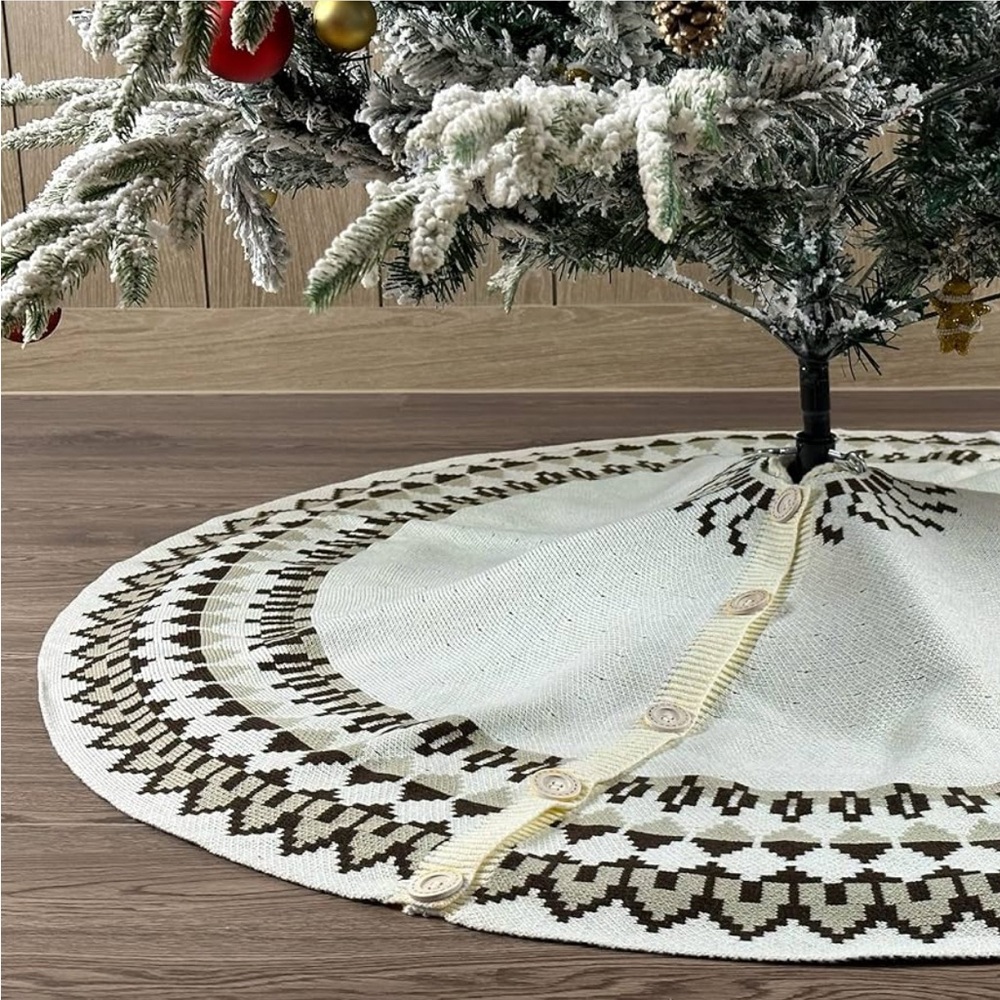 Christmas Tree Skirt in Boho Sweater Knit Print, Brown & Beige (48-Inch)